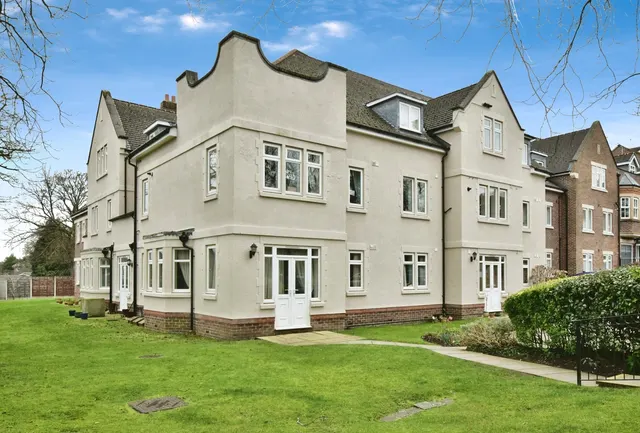 Regency Court, Altrincham, WA15, photo 1