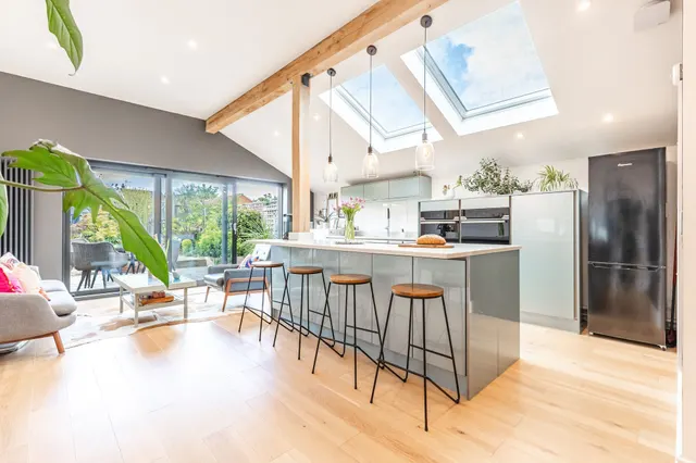 Four Bedroom Edwardian Town House in, photo 1