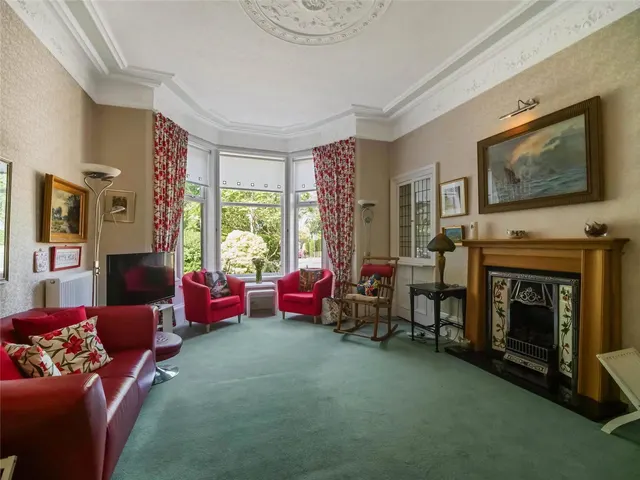 Photo 3 — Greenlees Road, Cambuslang, Glasgow, South Lanarkshire, G72