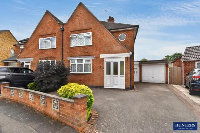 Ramsdean Avenue, Wigston, photo 1