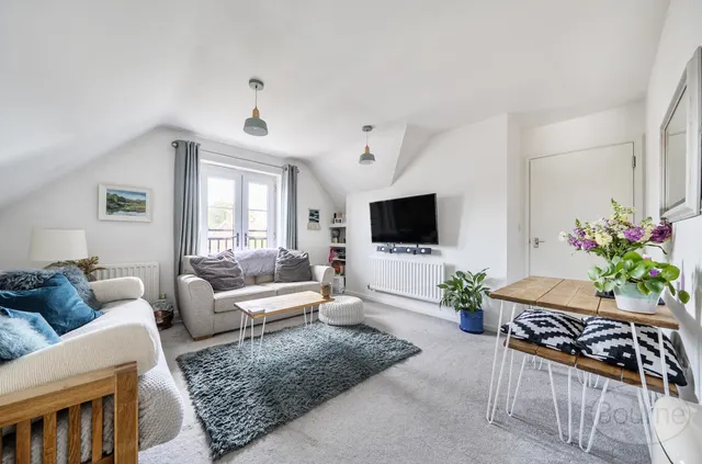 Admiral Way, Godalming, GU7, photo 2