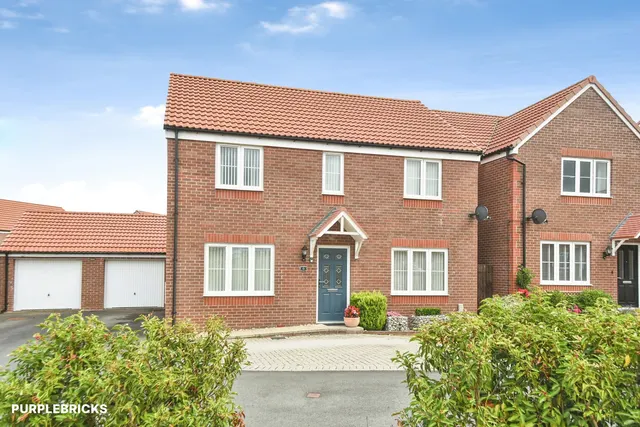 Hillier Crescent, Calne, SN11, photo 1