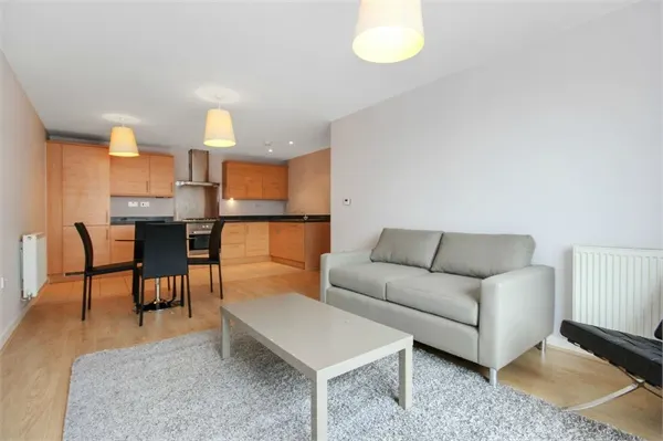 Lovelace House, West Ealing, W13, photo 1