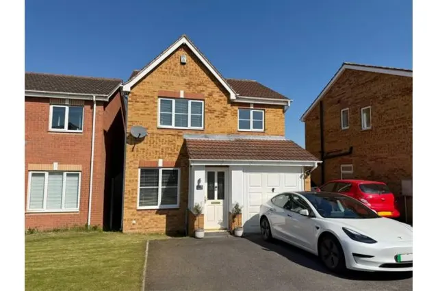 Galway Close, Barnsley, photo 1