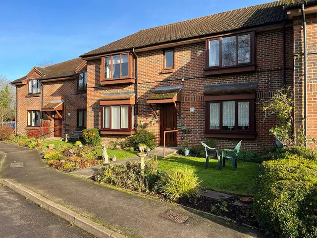 High Street, Abbots Langley, WD5 0EL, photo 1
