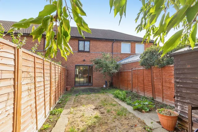 Bellini Close, Old Farm Park, MK7, photo 2