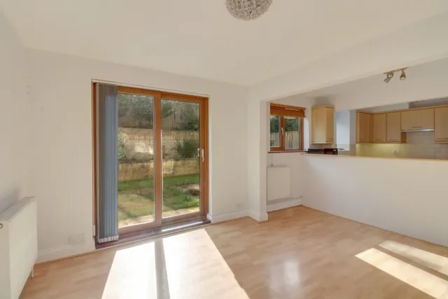 Westfield Park South, Bath, BA1, photo 3