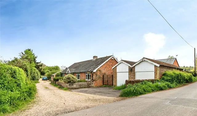 Steventon, Basingstoke, RG25, photo 1