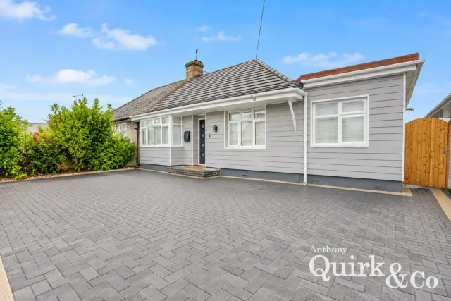 Meynell Avenue, Canvey Island, SS8, photo 1