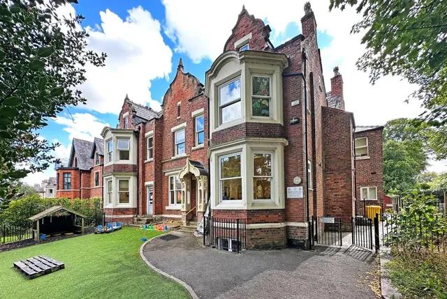48 Stamford Road, Bowdon, Cheshire WA14 2JP, photo 1