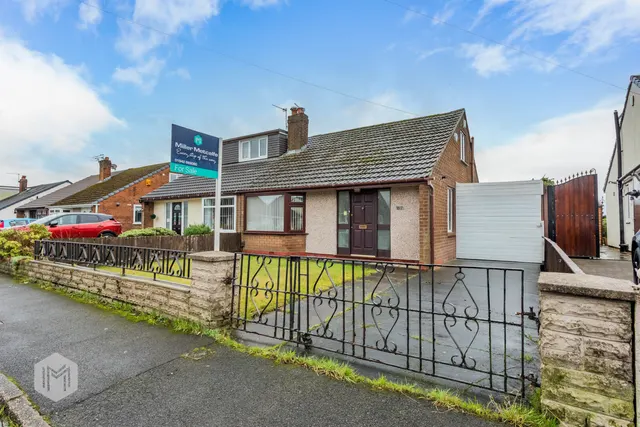 Rutland Street, Leigh, WN7 2NS, photo 1