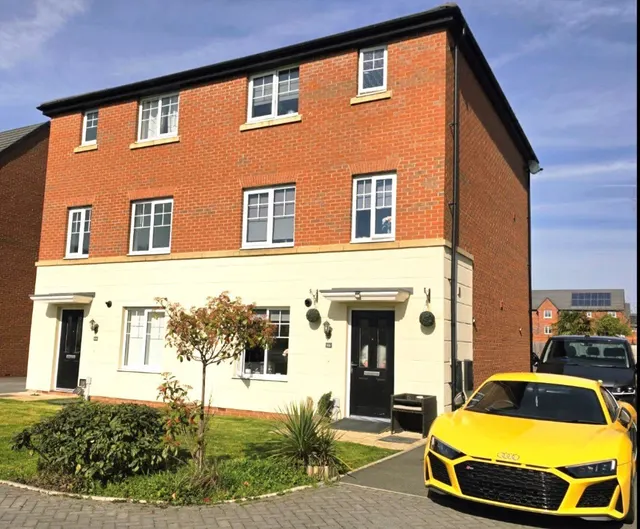 Devana Gardens, Chester, CH4, photo 1