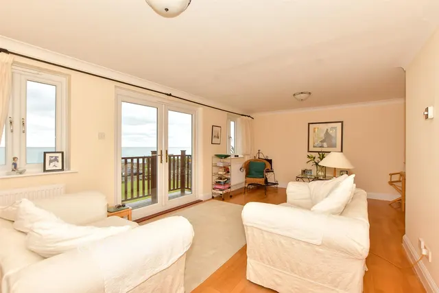 Castle Road, Sandgate, CT20, photo 3