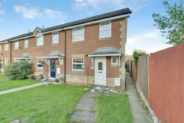 Chandlers Close, Marston Moretaine, MK43, photo 1
