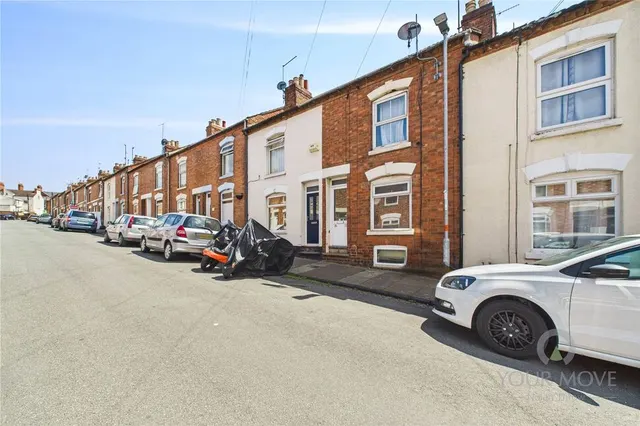 Lower Hester Street, Semilong, Northampton, NN2, photo 1