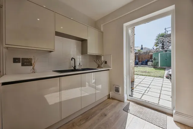 Photo 3 — Northborough Road, London, SW16