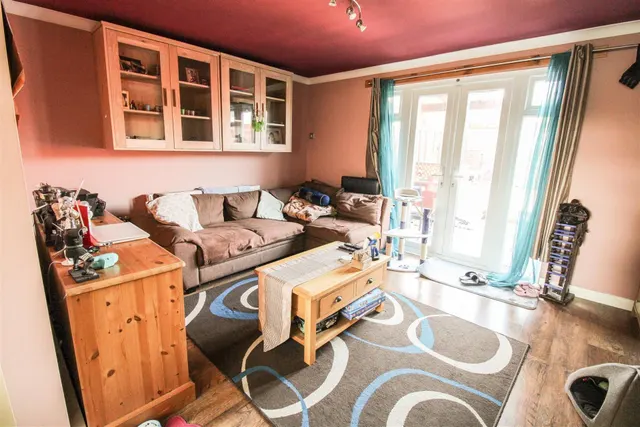 Spencers Croft, Harlow, CM18, photo 3