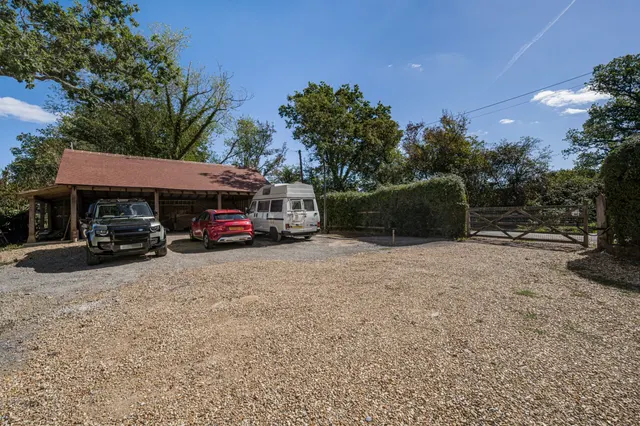 Redlands Lane, Ewshot, GU10, photo 3