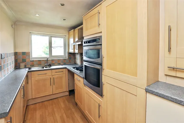 Botley Road, Southampton, SO19, photo 2