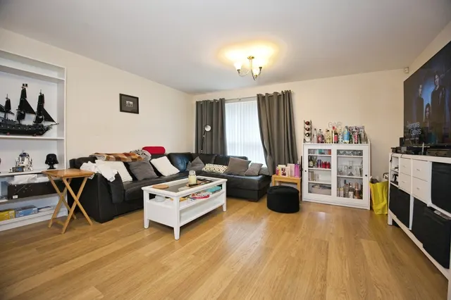 Photo 2 — Penstone Court, Chandlery Way, Cardiff, Caerdydd, CF10