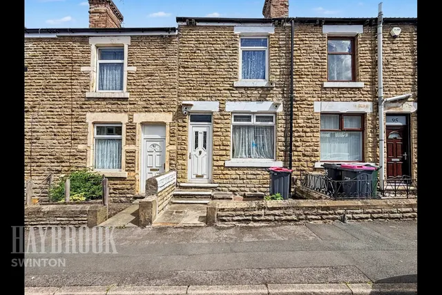 Sandymount Road, Wath Upon Dearne, photo 1