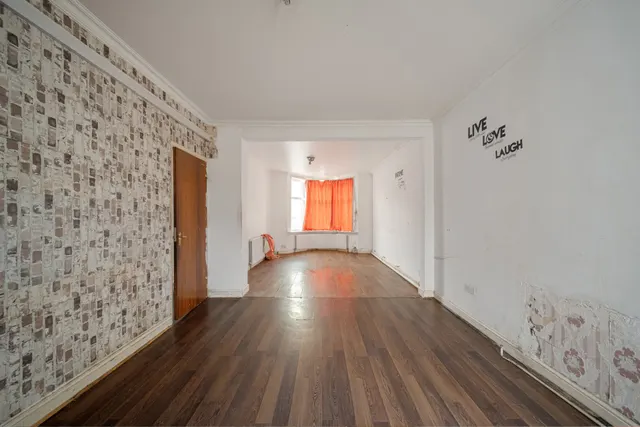 Photo 2 — Coleman Road, Belvedere, DA17 5AW