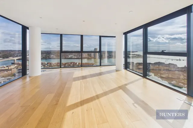 The Moresby Tower, Ocean Village, SO14, photo 1