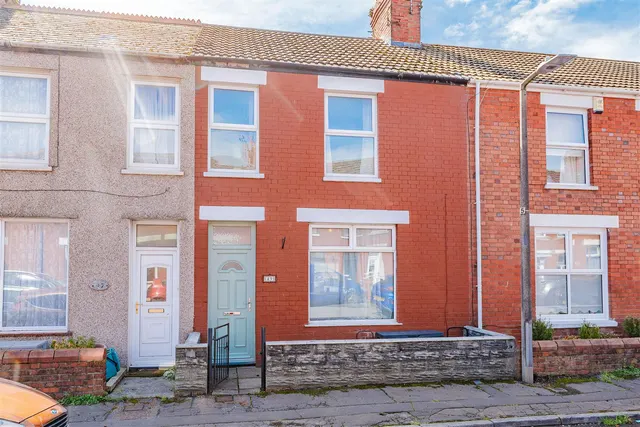 Castle Street, Barry, CF62 6JS, photo 1