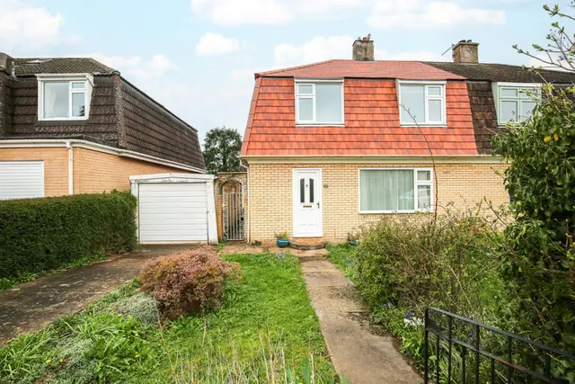 The Dell, Westbury-on-Trym, BS9, photo 2