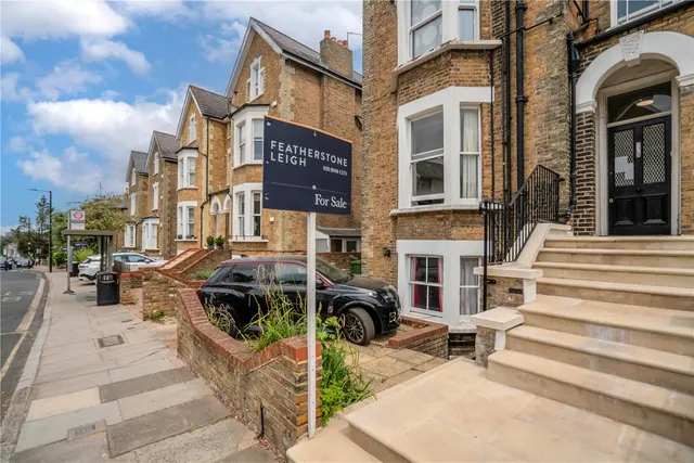 Church Road, Richmond, TW10, photo 1