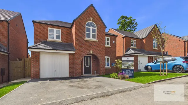 Oaklands Close, Greenmount Manor, Bury, BL9 5FU, photo 1