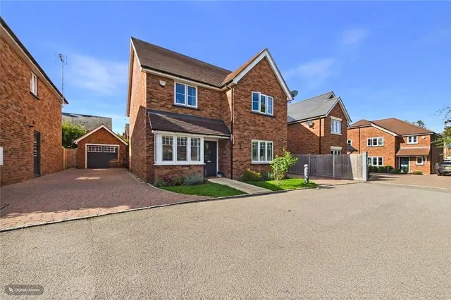 Brookfields, Stoke Hammond, MK17, photo 1