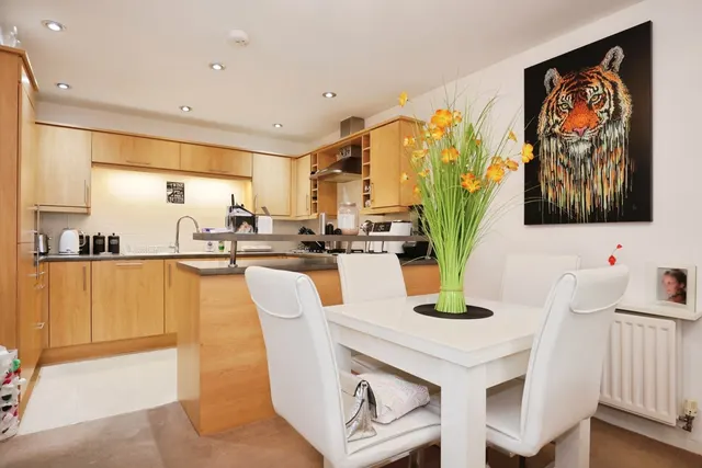 Photo 3 — Cherwell Court, Britannia Road, Banbury, Oxfordshire, OX16