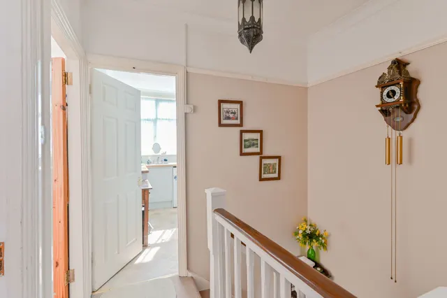 185a Streatham Road, Mitcham, photo 1