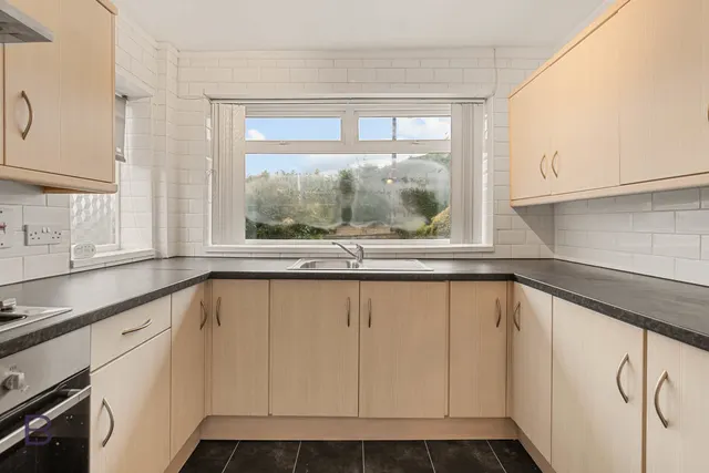 Penfield Grove, Clayton, BD14, photo 3