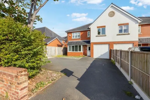Windermere Road, Blackpool, FY4 2BX, photo 1