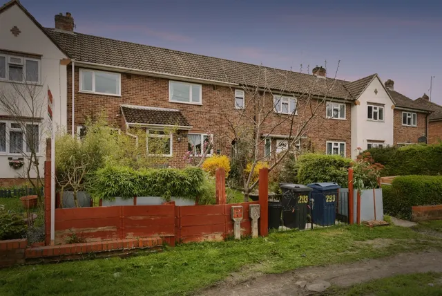 Micklefield Road, High Wycombe, photo 1