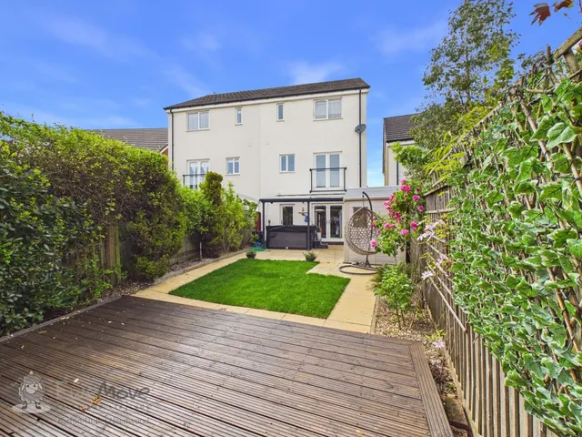 Olive Close, Branston, DE14, photo 2