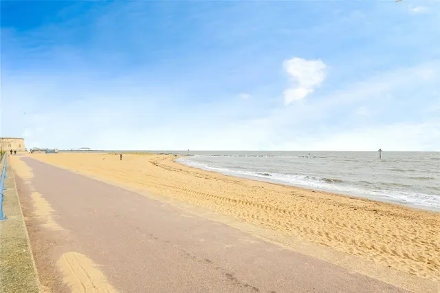 Selsey Avenue, Clacton-on-Sea, Essex, CO15, photo 1