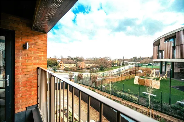 Sandy Road, Erith, DA8, photo 1