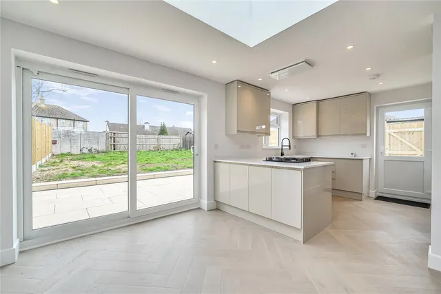 Chelsfield Lane, Orpington, BR5, photo 1