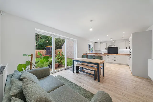 Huntingdon Chase, Runcorn, WA7, photo 3
