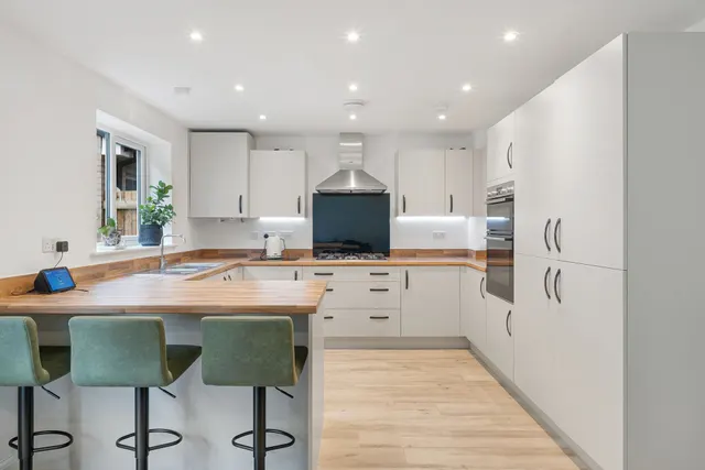 Huntingdon Chase, Runcorn, WA7, photo 2