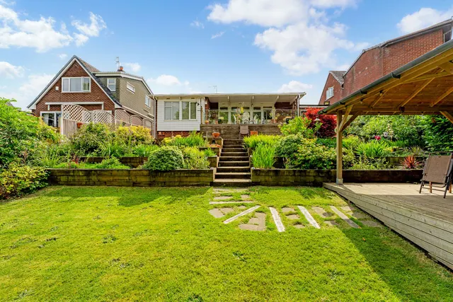 Oakwood Avenue, Ashton-In-Makerfield, Wigan, Wigan, WN4 9NS, photo 1