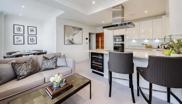 Photo 3 — Rainville Road Hammersmith, London, London W6 9UF