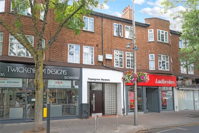 Heath Road, Twickenham, TW1, photo 1