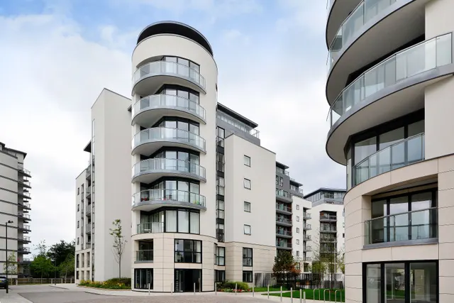 6 Aitons House, Pump House Crescent, Brentford, photo 1