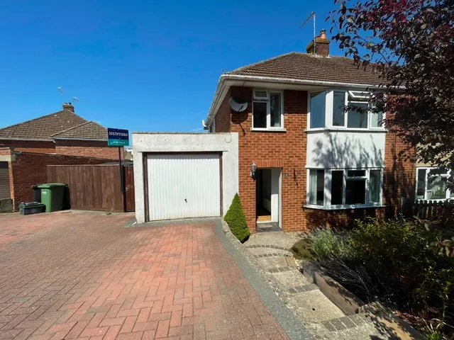 The Crescent, Tilsdown, GL11, photo 1