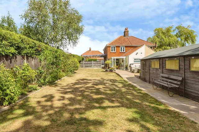 Photo 2 — Preston Avenue, Wymondham, Norfolk, NR18