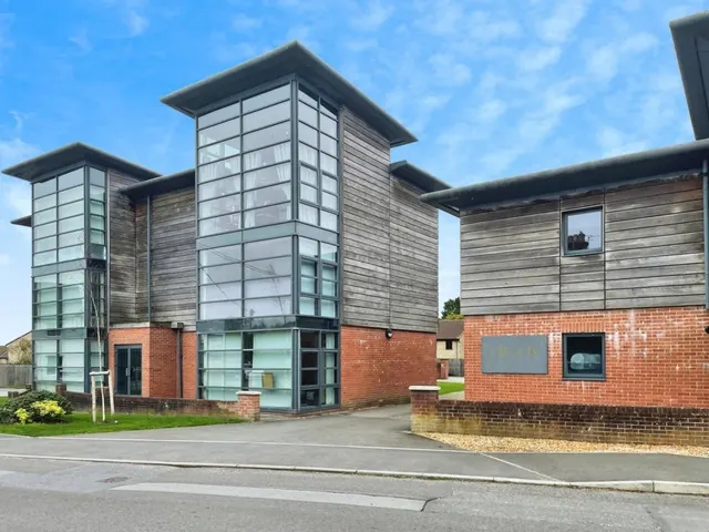 Nexus Apartments, Gillingham, SP8, photo 1